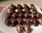 Foto del paso 8 de la receta: Bombones rellenos de ganache con cereza🍒