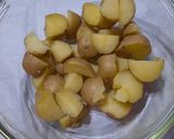 Foto del paso 1 de la receta: Cebolla de verdeo con papines y huevo