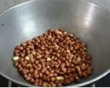A picture of step 1 of Peanut and Sesame Laddu.