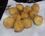 Hình bước làm 5 của món Khoai tây nhân phô mai chiên xù