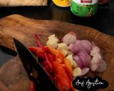 Foto langkah ke 2 dari resep Tumis Daun Pepaya Cumi Asin Pete.
