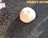 A picture of step 3 of Soft & fluffy donuts.