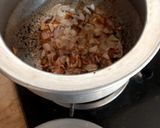 A picture of step 1 of Vegetable gravy 🥒🧄🥒.