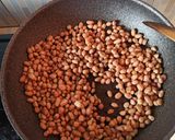 Foto langkah ke 1 dari resep Kue kacang penuh kenangan.