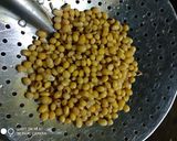 Foto langkah ke 2 dari resep Kacang kedelai renyah.