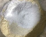 A picture of step 2 of Cheesy chilla Wrap.