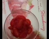 A picture of step 4 of Strawberry 🍓 Milk shake.