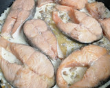 Foto del paso 5 de la receta: Salmón con salsa de champiñones