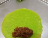 Foto langkah ke 7 dari resep Dadar Gulung Inti Kelapa.