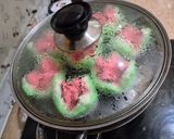 Foto langkah ke 6 dari resep Bolu Kukus Mekar Semangka.