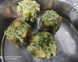 A picture of step 3 of Stuffed eggplant with spinach gravy.