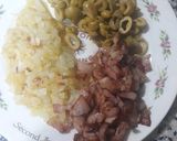 Foto del paso 2 de la receta: Coca de aceitunas, cebolla y bacon 🍞