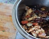 A picture of step 6 of Raw cashew spicy curry.