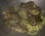 Foto langkah ke 3 dari resep Semur hati ayam #simple #keto.