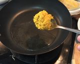 Foto langkah ke 1 dari resep Tumis daging jagung Muda bumbu kuning.