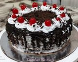 ब्लैक फॉरेस्ट केक(Black forest cake recipe in Hindi) रेसिपी चरण 11 फोटो
