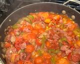 A picture of step 4 of Chicken Arrabbiata.