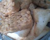 Foto langkah ke 1 dari resep Tempe dan tahu kuah santan.