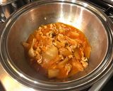 Foto langkah ke 3 dari resep Kimchi Jigae.