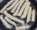 Foto del paso 5 de la receta: Fajitas/Palitos de queso reggianito