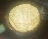 Foto del paso 2 de la receta: Bocadillo de bacon frito, tortilla francesa, tomate y queso