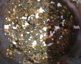 A picture of step 3 of Kadhai Palak.