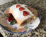 Foto del paso 5 de la receta: Brazo de gitano con queso crema y fresas