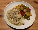 Foto del paso 6 de la receta: Pollo al ajillo con papas a lo pobre