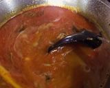 Foto langkah ke 3 dari resep Sayur Singkong feat Ikan Asin Tulang Jambal Roti.