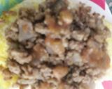 A picture of step 5 of Keema burger with chilli tomato paste.