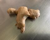 Une image de l'étape 4 de Dahl au curry jaune, légumes, cajous et gingembre au lait de coco.