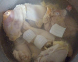 Foto del paso 1 de la receta: Pipián rojo con pollo