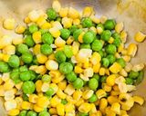 A picture of step 3 of Corn peas in palak gravy.