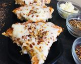 A picture of step 6 of Margherita pizza.