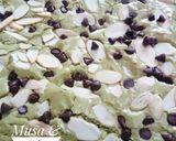 Foto langkah ke 5 dari resep Chewy Matcha Brownies.