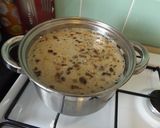A picture of step 1 of Barley Soup with Dried Mushrooms (Zuppa di Orzo con Funghi Porcini).