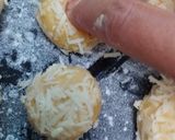Foto langkah ke 4 dari resep Thumbprint cookies yang simple dg bahan yang mudah.