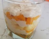 Foto del paso 3 de la receta: Parfait light a la LuzMa con frutos tropicales