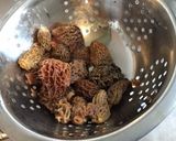 Une image de l'étape 2 de Pavés de saumon sauvage aux morilles.