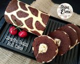 Foto langkah ke 10 dari resep Giraffe Swiss Roll Cake.