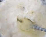 A picture of step 3 of BananaPANcakes😋🍌.