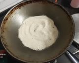 ચિઝી પીઝા (Cheesy Pizza Recipe In Gujarati) રેસીપી સ્ટેપ2ફોટો