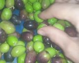 صورة لخطوة 2 من وصفة ترقيد الزيتون (مخلل)