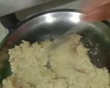आलू और नारियल के लड्डू (aloo aur nariyal ke ladoo recipe in Hindi) रेसिपी चरण 3 फोटो