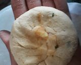 A picture of step 2 of Potato Parantha.