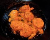 A picture of step 3 of Dahi Phulki.