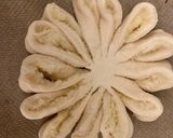 A picture of step 4 of Stuffed coconut Flower.