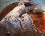 Foto del paso 1 de la receta: Sopa de Cabezas de Dorada