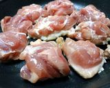 A picture of step 4 of Quick Skillet Yakitori Negima-Style Chicken and Scallions.
