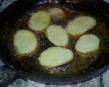 Foto del paso 2 de la receta: Papas al rescoldo fritas